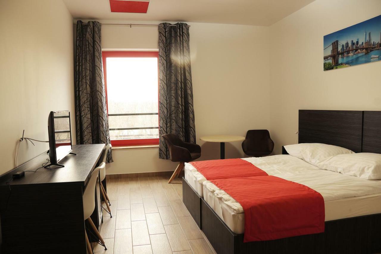 Top Hotel Vertesszolos Luaran gambar